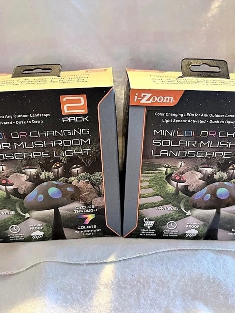 2 i-Zoom Mini Color Changing Solar Mushroom Landscape Light 2-Pack